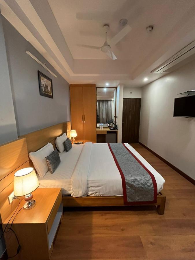 Hotel Sarvin Lucknow Exterior foto